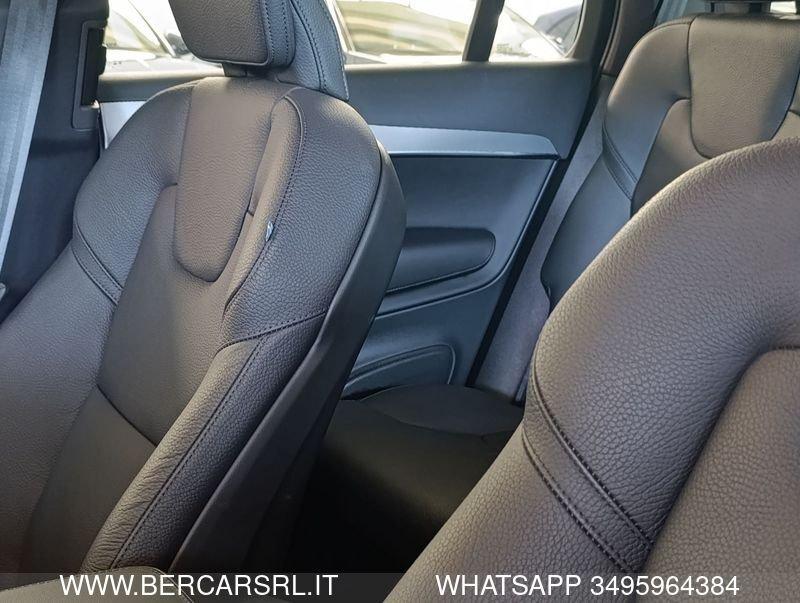 Volvo XC90 B5 (d) AWD automatico 7 posti Core