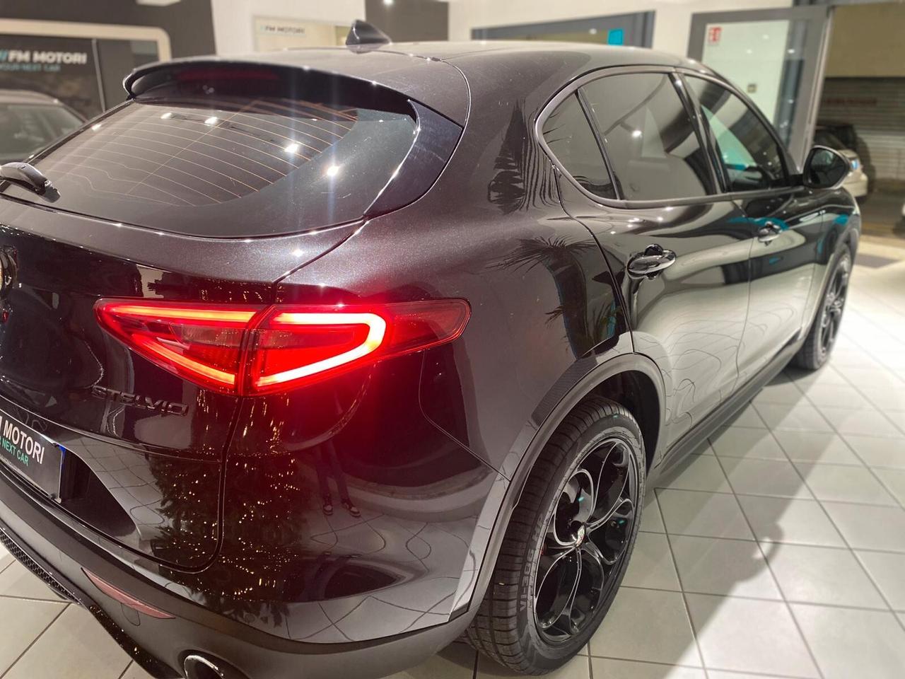 Alfa Romeo Stelvio 2.2 Turbodiesel 190 CV AT8 Q4 Business