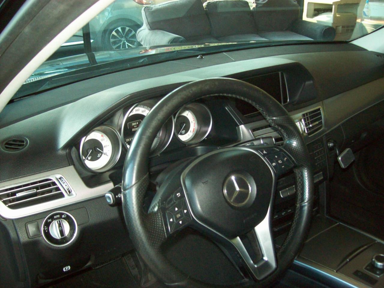 Mercedes-benz E 220 BlueTEC 4Matic Automatic Premium