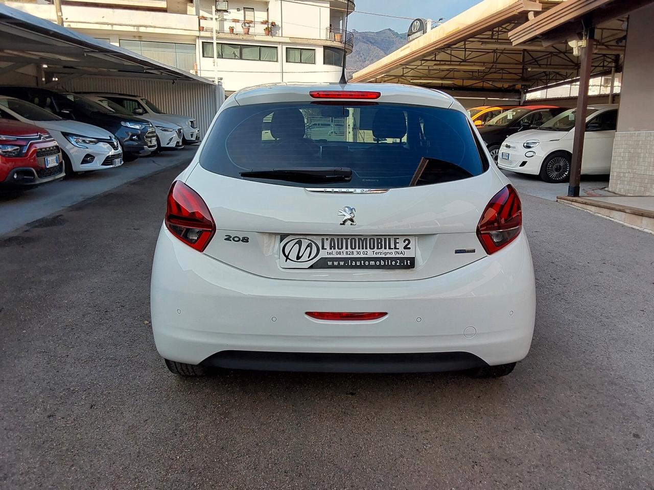 Peugeot 208 1.2 82 CV 5 porte Allure