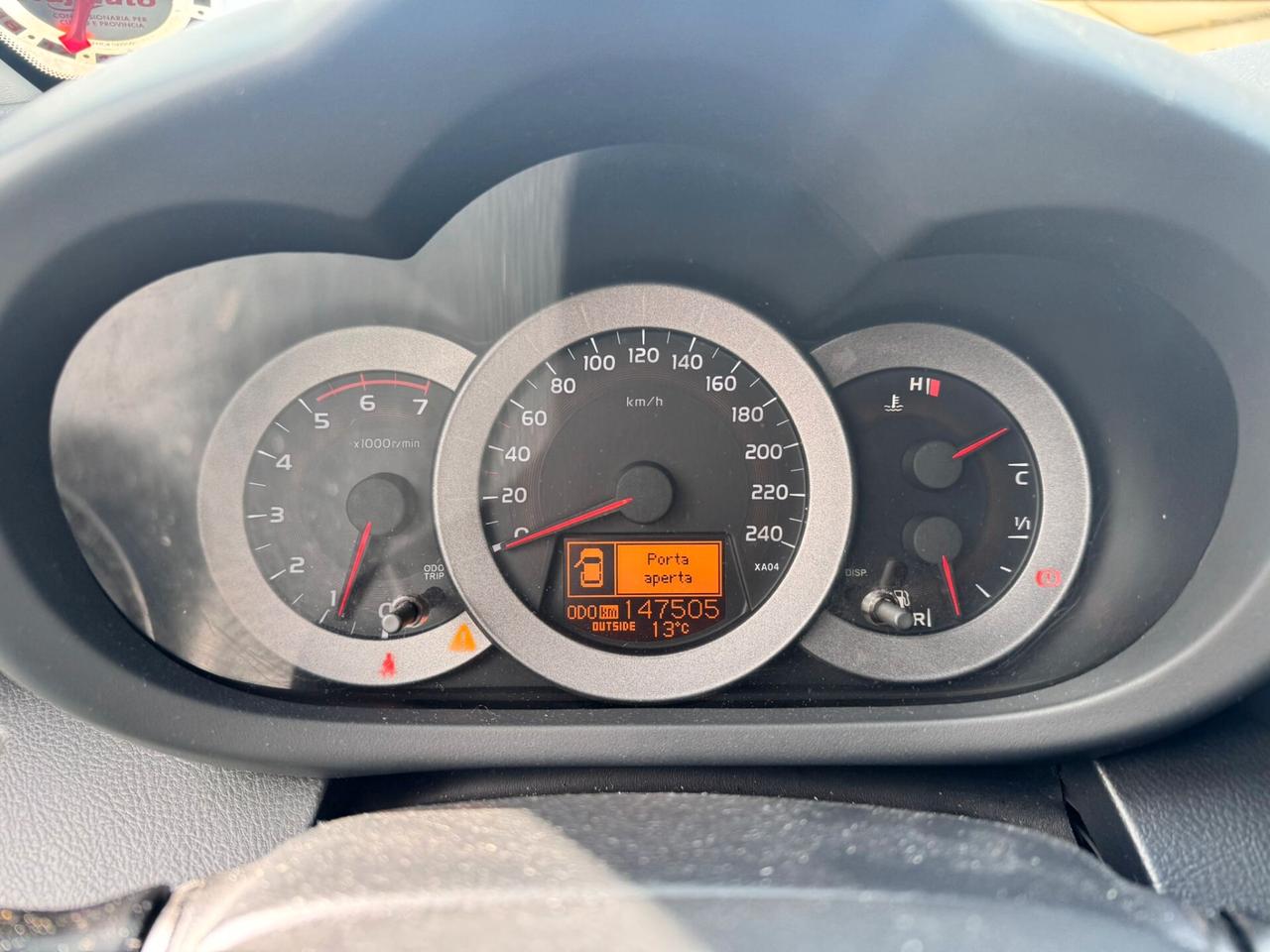 Toyota RAV 4 RAV4 2.2 D-4D 136 CV Sol