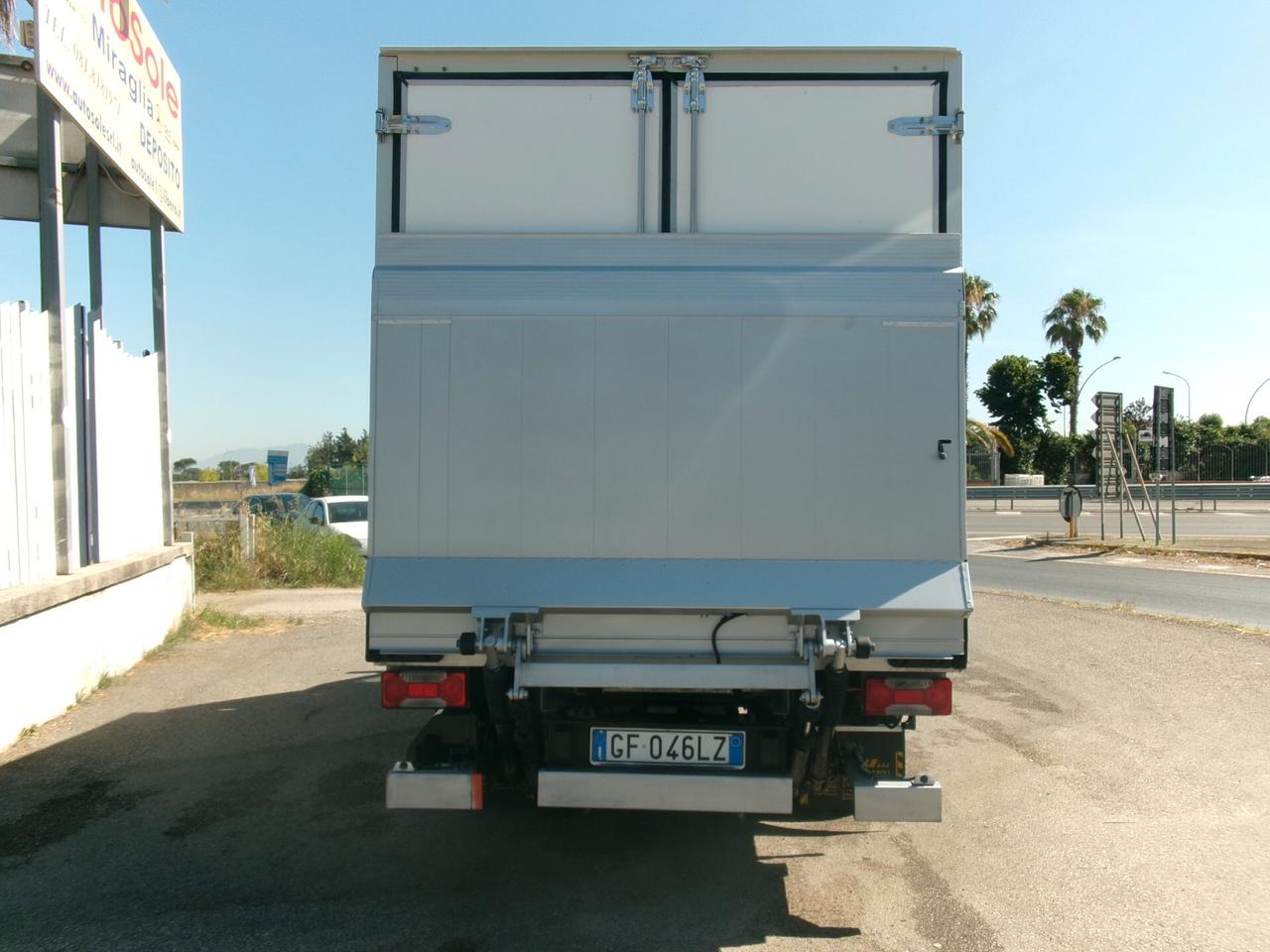 Iveco Daily 35C14 2.3 140CV E6 FRIGO+PEDANA CARICATRICE 10Q ATP FRCX -20° 09/2027 5 PEDANE 188000 KM