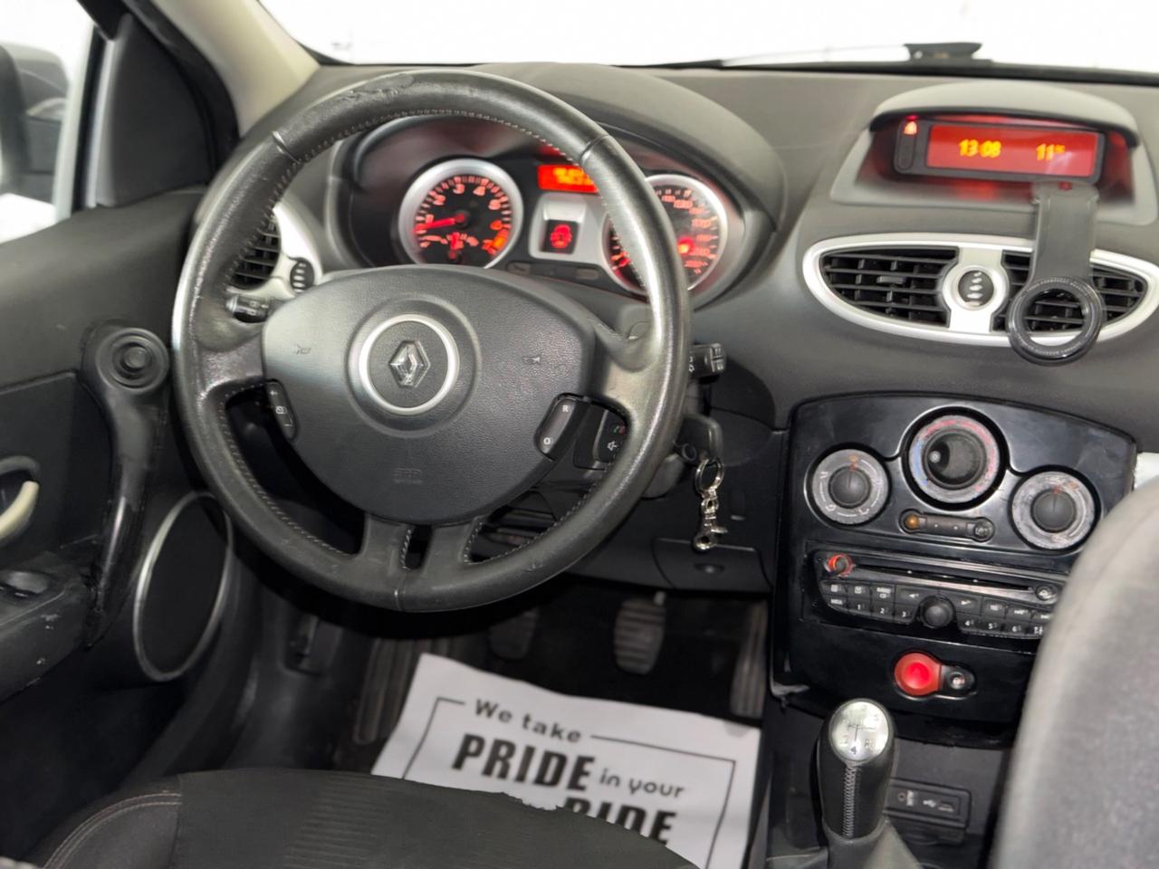 Renault Clio 1.2 16V 3 porte Dynamique