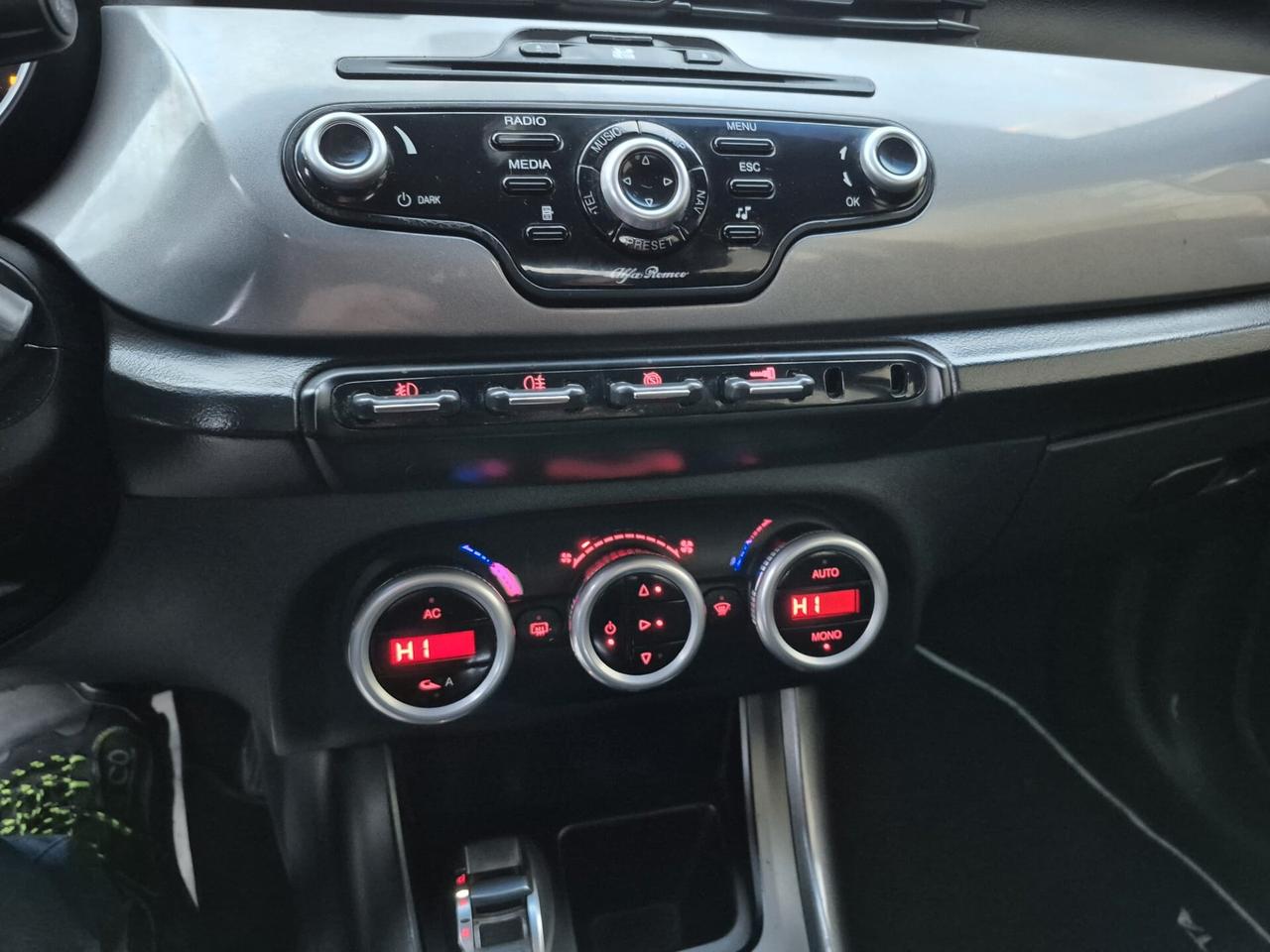 Alfa Romeo Giulietta 2.0 JTDm-2 140 CV Distinctive