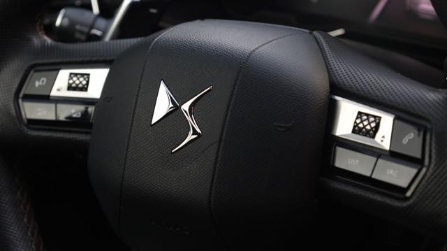 DS AUTOMOBILES DS 7 Crossback ds7 BlueHDi 130 aut. Performance Line