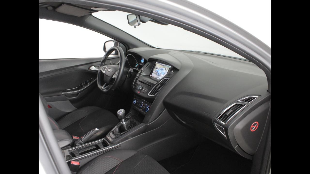 FORD Focus IV 2015 - Focus 5p 1.5 tdci ST-Line s&s 120cv powershift