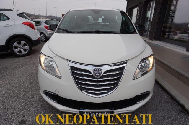 LANCIA Ypsilon 1.2 69 CV 5 porte Gold NEOPATENTATI