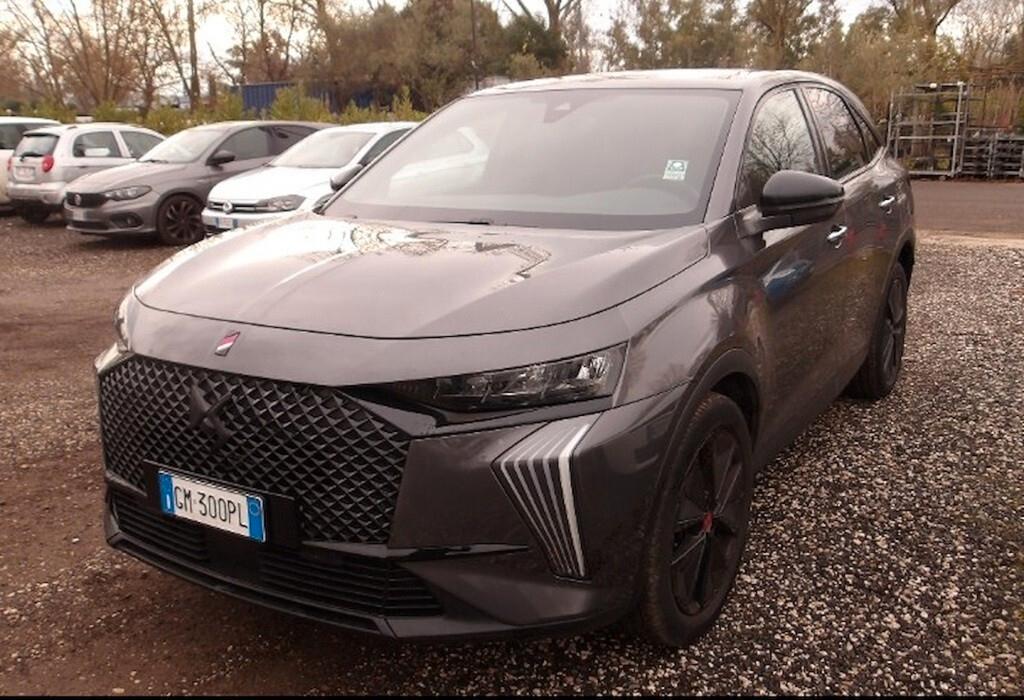 DS 7 1.5 BLUEHDI 130CV AUTOM. PERFORMANCE LINE ( FARI LED - COCKPIT - NAVI - MIRROR - PDC - TELECAMERA POST. - CERCHI 19 )