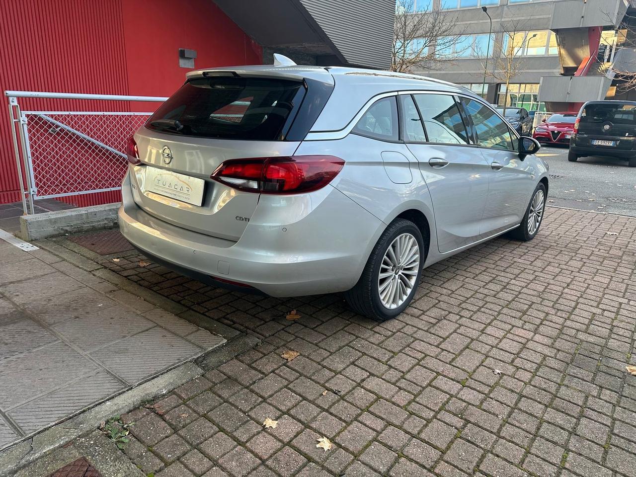 Opel Astra 1.6 CDTI