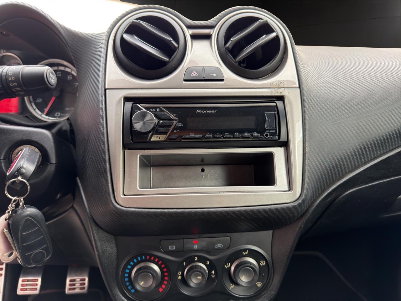 Alfa Romeo MiTo - 1.4 tb m.air Distinctive premium pack 135cv