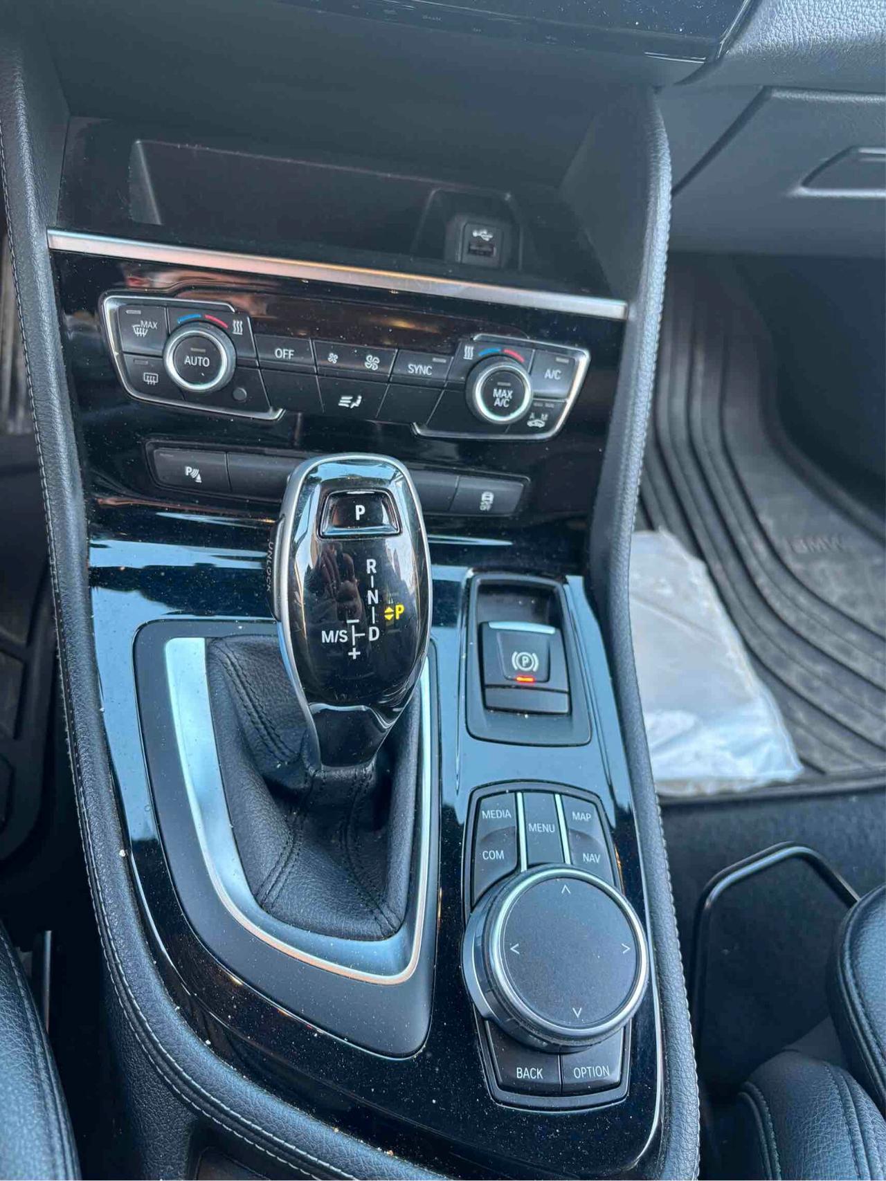 Bmw 2er Active Tourer 218d Sport