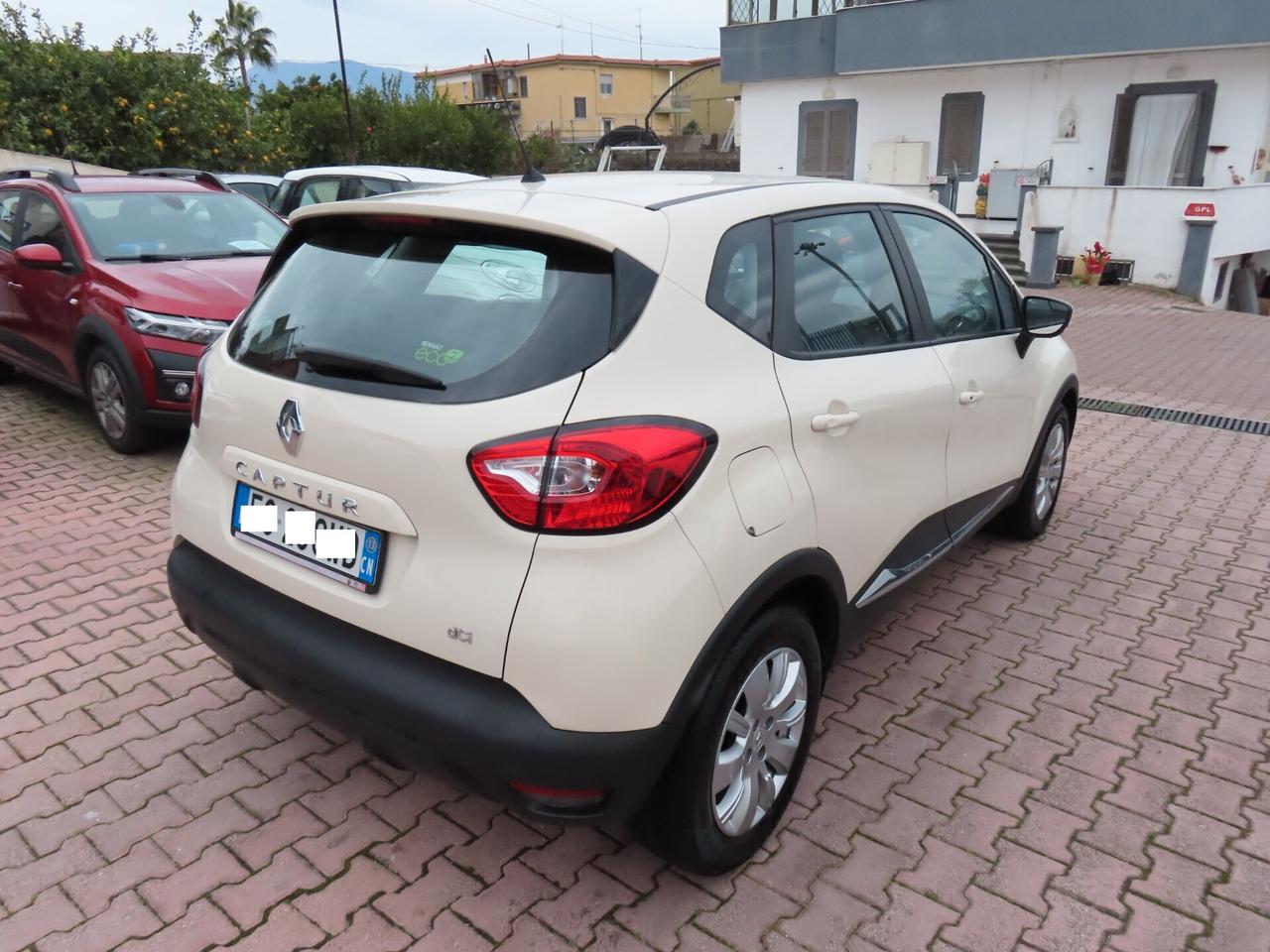 Renault Captur 1.5 dCi 8V 90 CV 149.000 KM CERT
