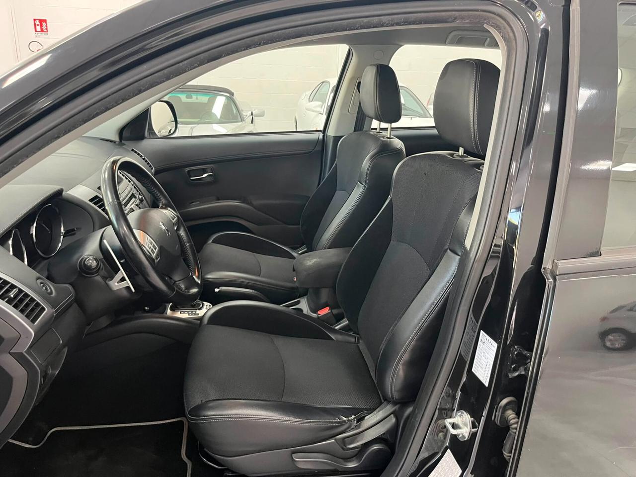 Peugeot 4007 2.2 HDi Sport