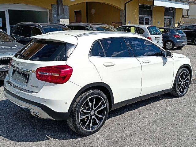 MERCEDES-BENZ GLA 200 CDI Automatic 4Matic Sport 2.2 4x4