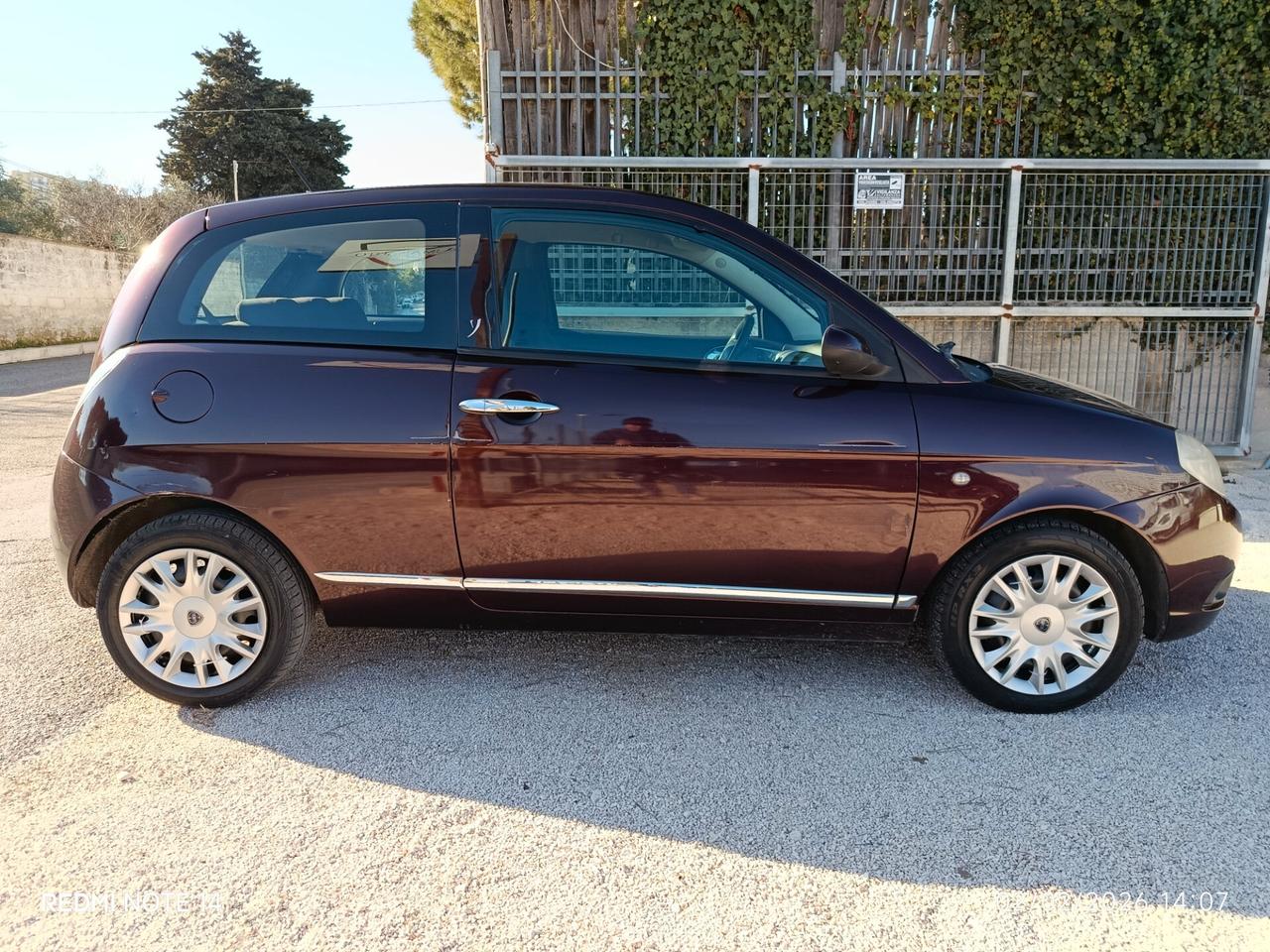 Lancia Ypsilon 1.2 Argento