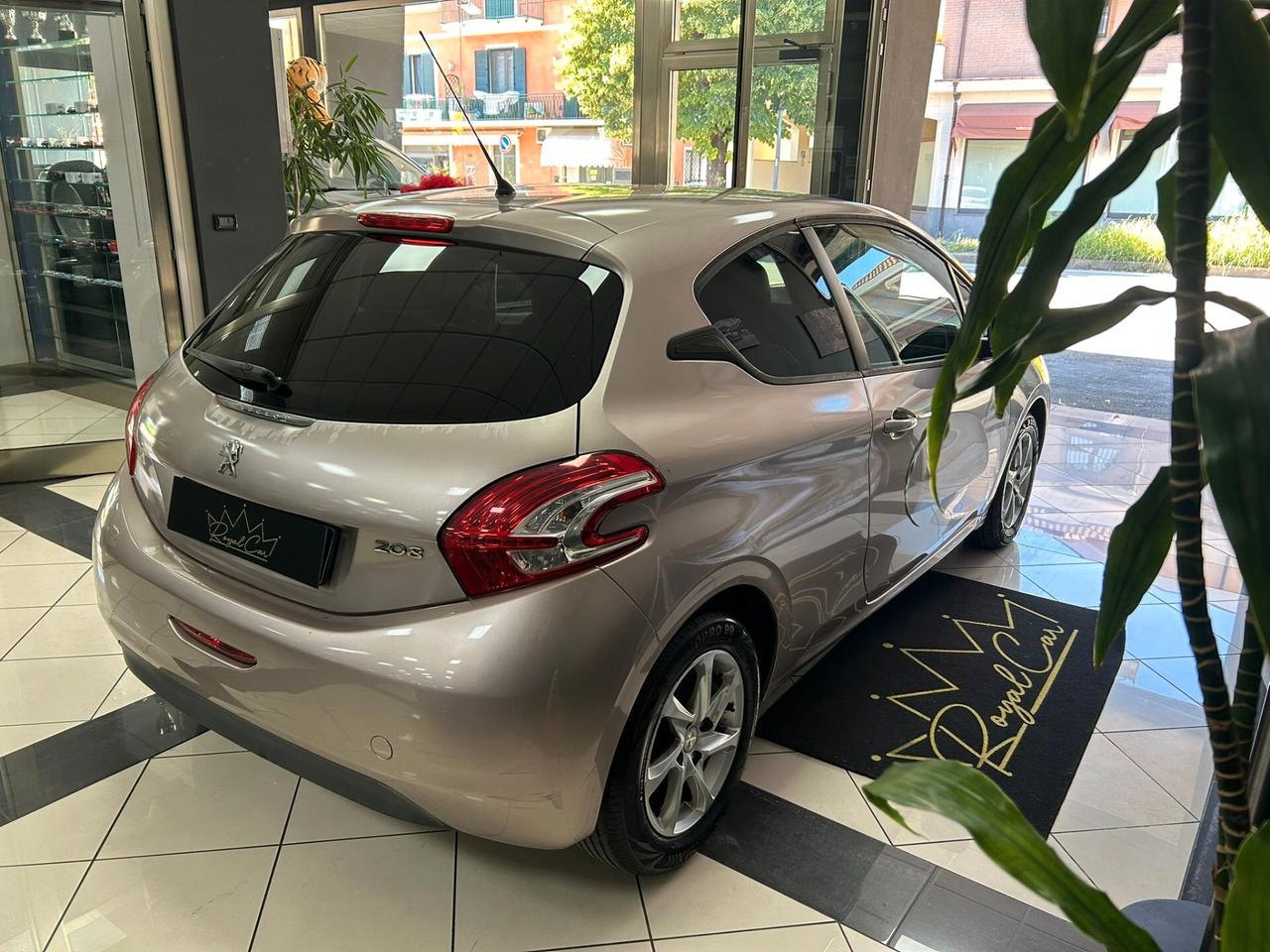 Peugeot 208 1.4 HDi 68 CV 3 porte Active
