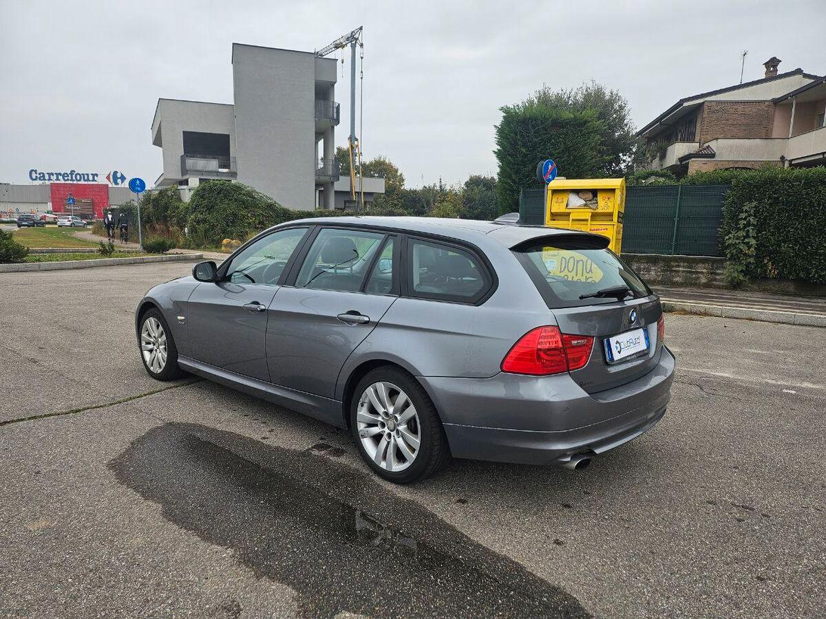 BMW Serie 3 Touring 320d xdrive Attiva 184cv