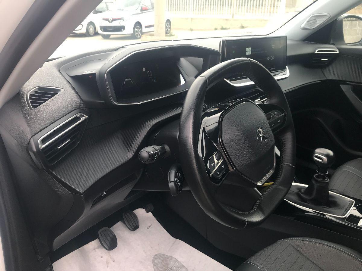 PEUGEOT 2008 BlueHDi 110 S&S Allure Pack
