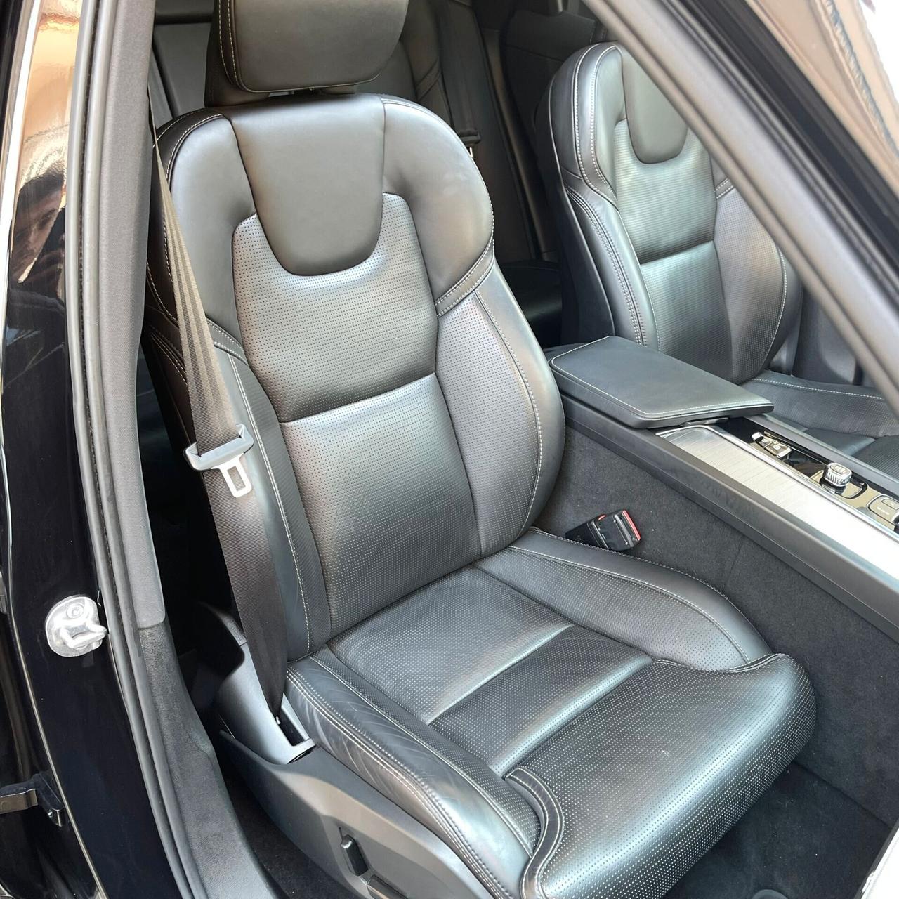 Volvo XC60 B4 AWD Plus Dark N1 Autocarro