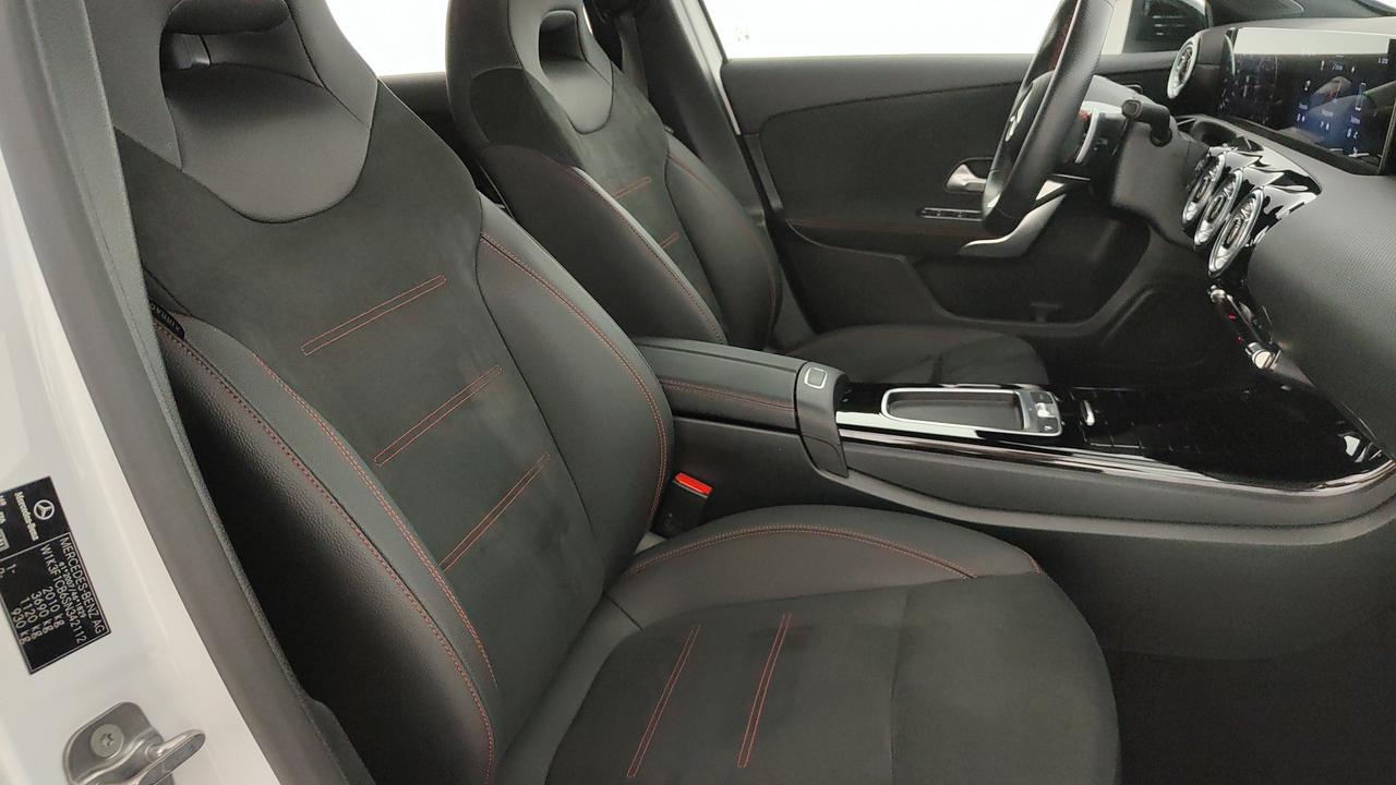 Mercedes-Benz A 200 d AMG Line Advanced Plus auto