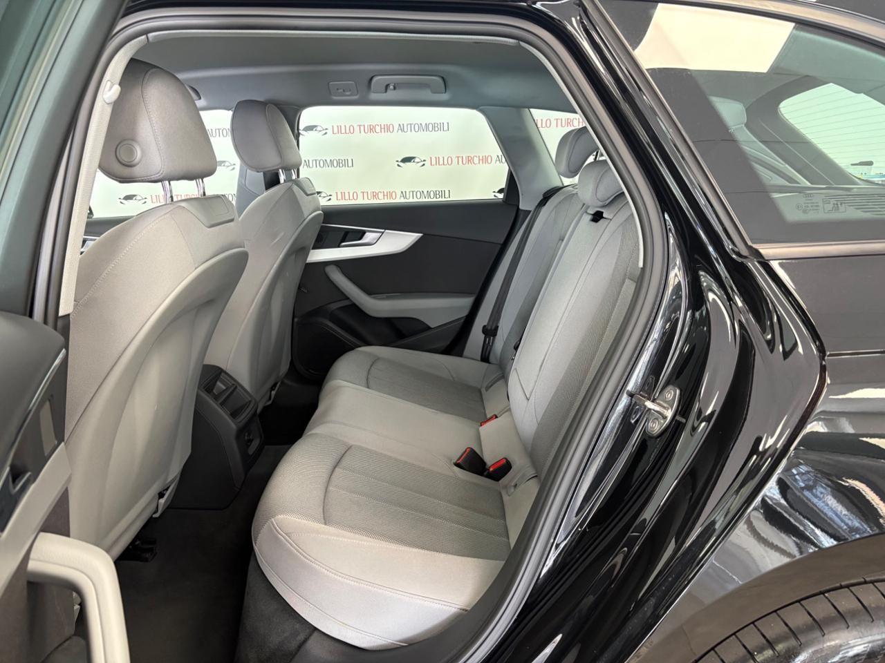 Audi A4 Avant 35 TDI 163 CV S tronic Business FARI LED