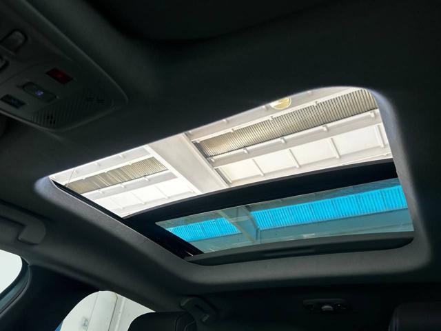 CITROEN C4 motore elettrico 136 CV Shine TETTO APRIBILE