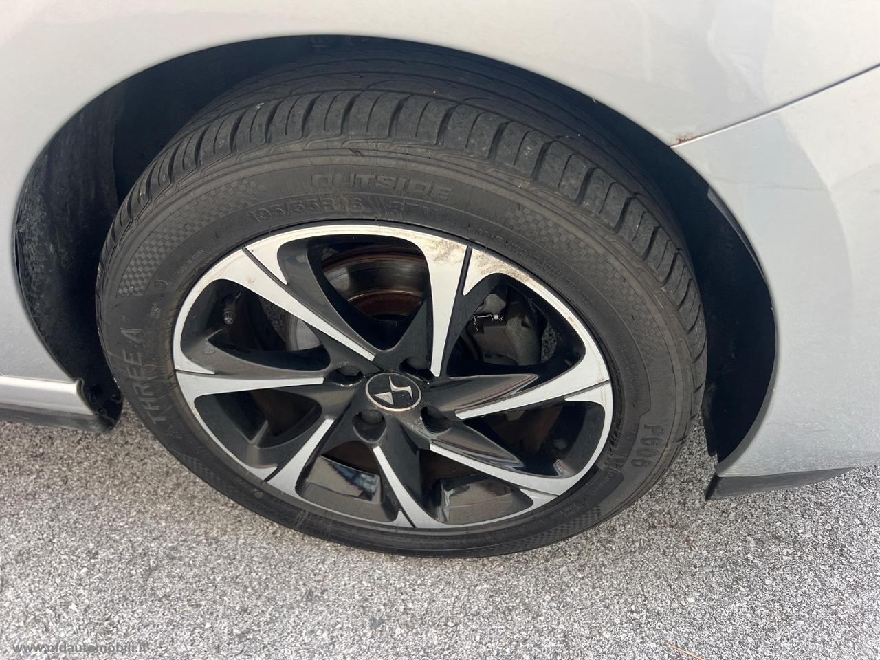 DS AUTOMOBILES DS 3 PureTech 110 S&S Sport Chic NAVIGATORE CAMERA
