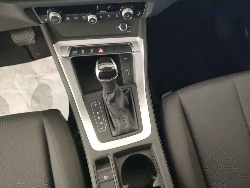 Audi Q3 Sportback 35 2.0 tdi Business Plus s-tronic