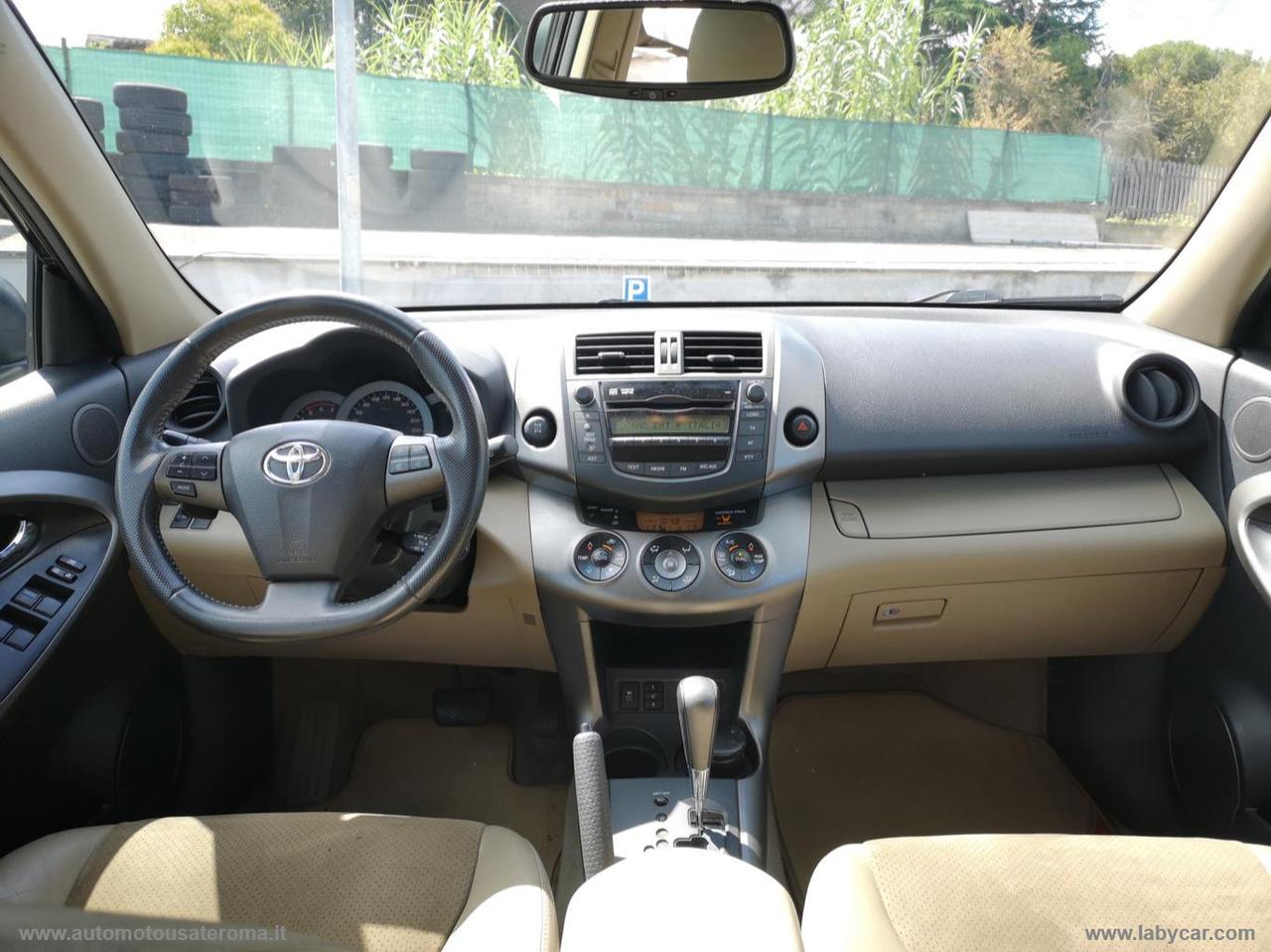 TOYOTA RAV4 Crossover 2.2 D-Cat A/T 150 CV STYLE OFFERTA PROMO WEB