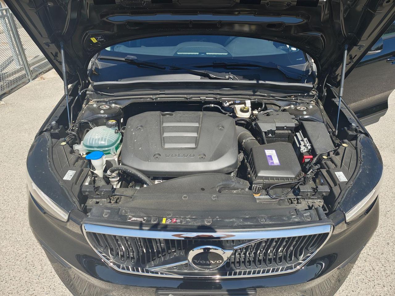 Volvo XC40 Essential T2 #11401