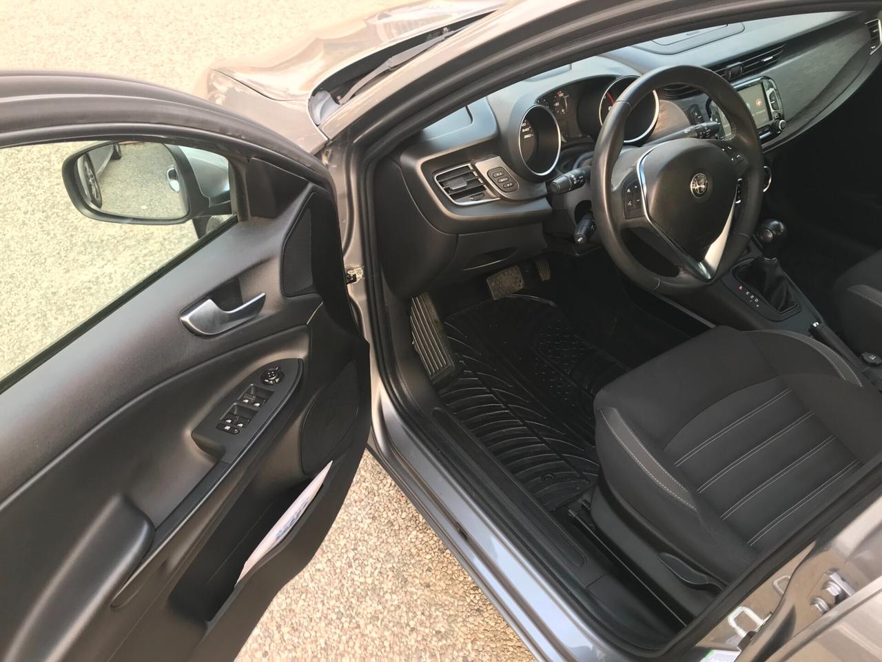 Alfa Romeo Giulietta 1.6 JTDm 120 CV Super Camnbio Automatico