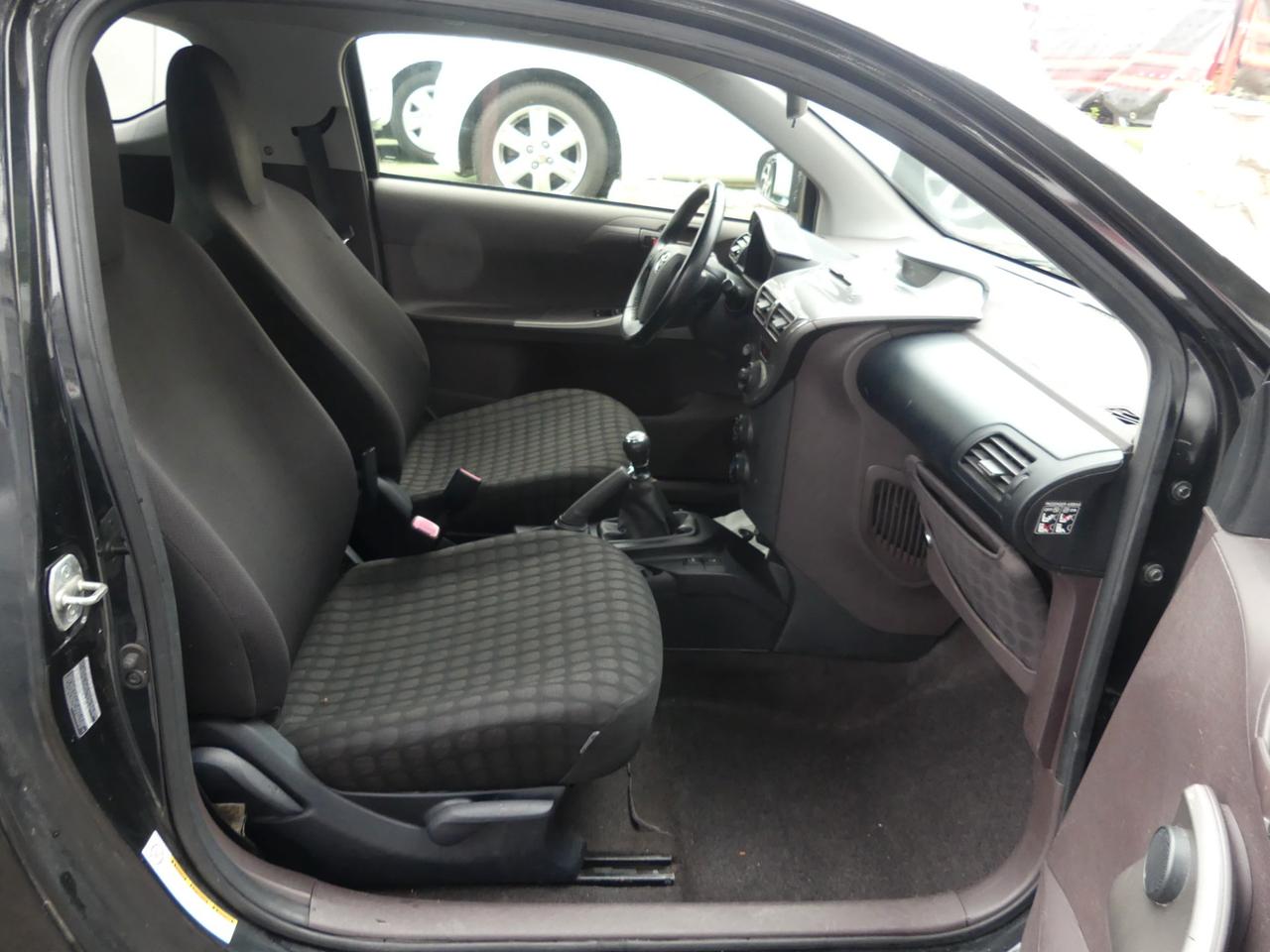 Toyota iQ 1.0 Sol OK NEO PATENTATI