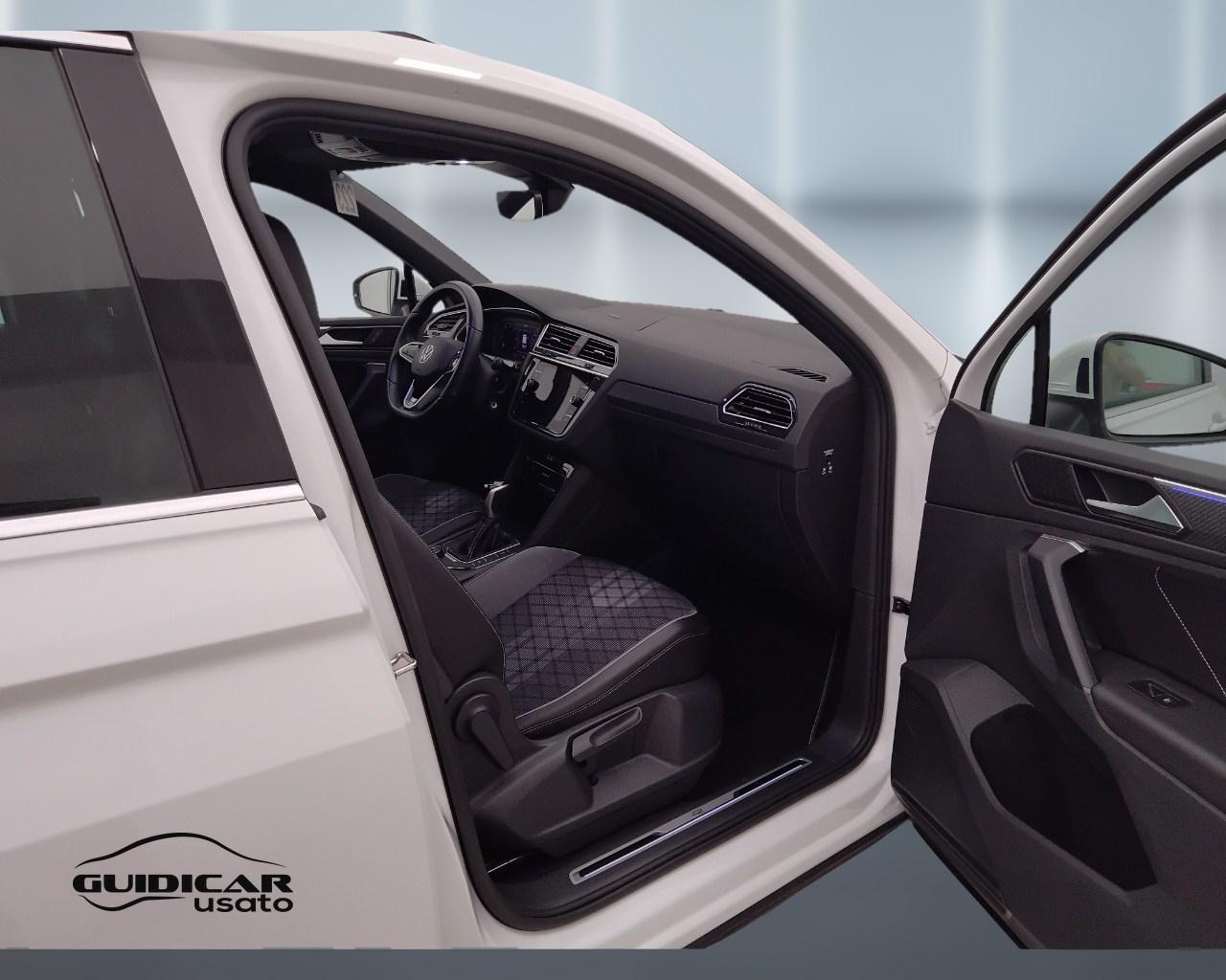 VOLKSWAGEN Tiguan II 2021 - Tiguan 2.0 tdi R-Line 4motion 150cv dsg