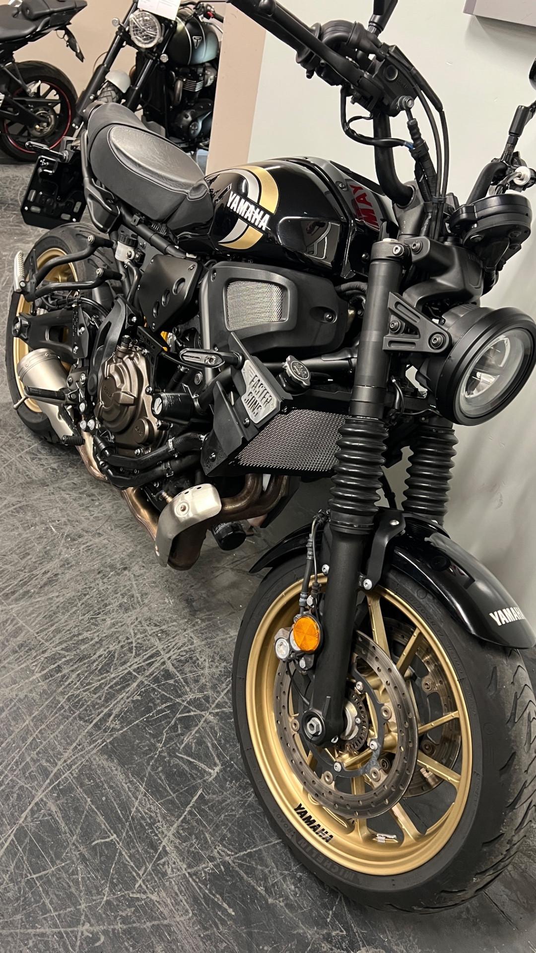 Yamaha XSR 700 History black