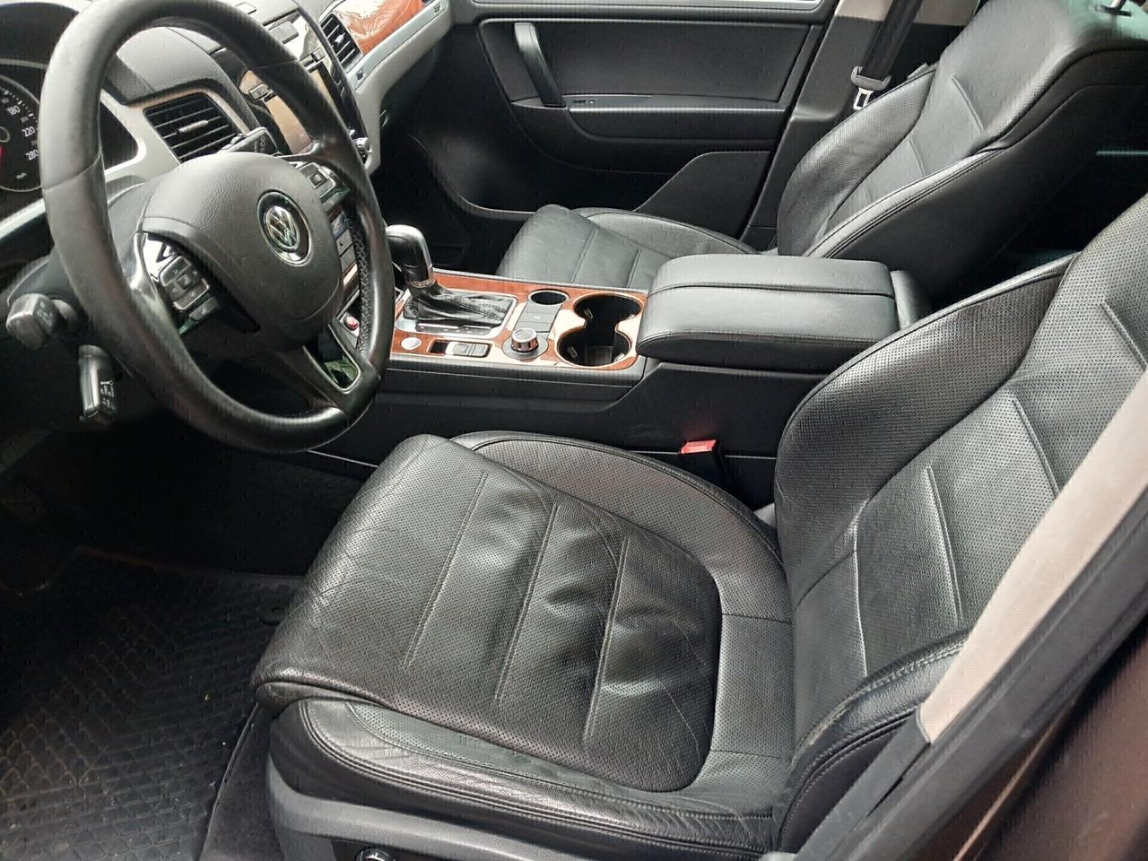 TOUAREG 3.6 V6 FSI 4X4 GANCIO TRAINO