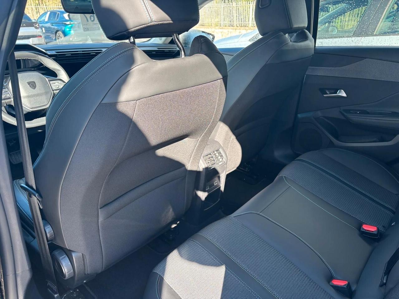 Peugeot 308 GT BlueHDi 130 - 2023