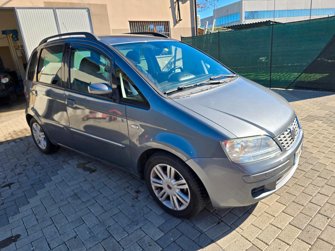 Fiat Idea 1.4 95cv gpl automatica