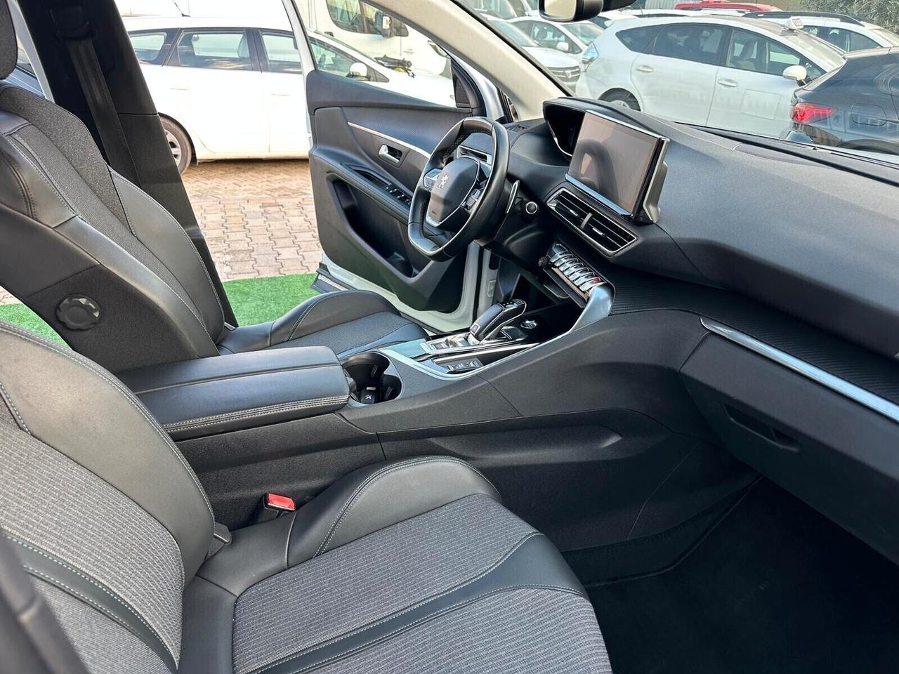 Peugeot 5008 BlueHDi 130 S&S EAT8 Allure