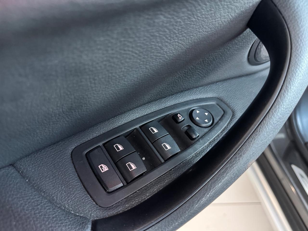 Bmw X1 xDrive18d xLine Tetto Head-Up