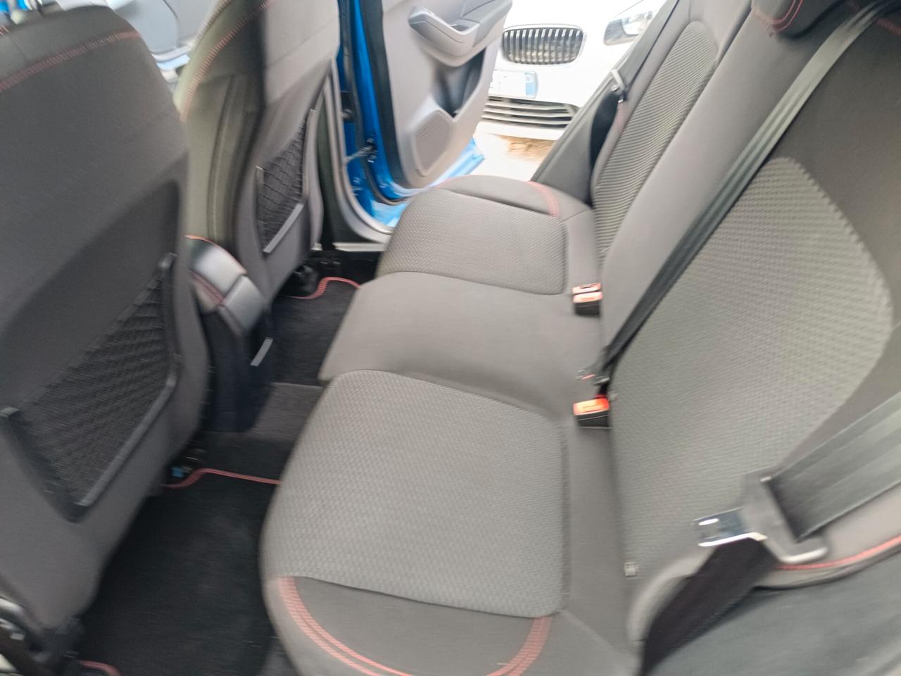 Ford Puma 1.0 EcoBoost Hybrid 125 CV S&S aut. ST-Line