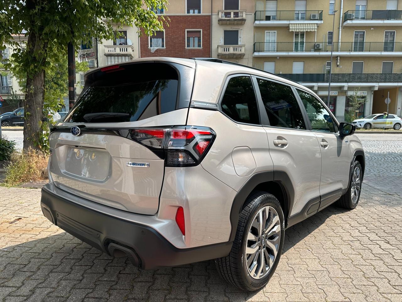 Subaru Forester 2.0 MHEV CVT Premium