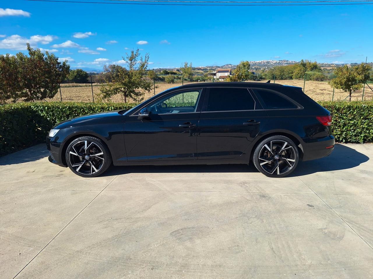 Audi A4 2.0 TDI 150 CV quattro Sport