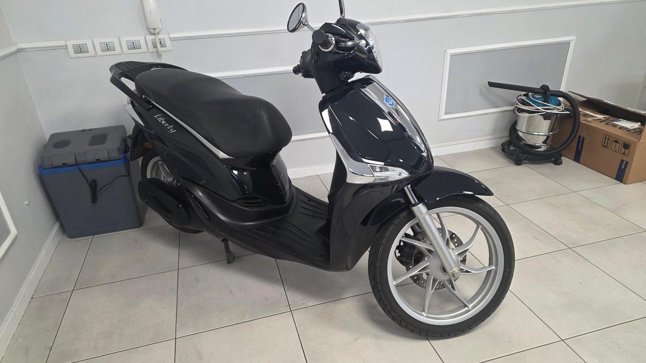 Piaggio Liberty 50 4 TEMPI 2024 KM 10000
