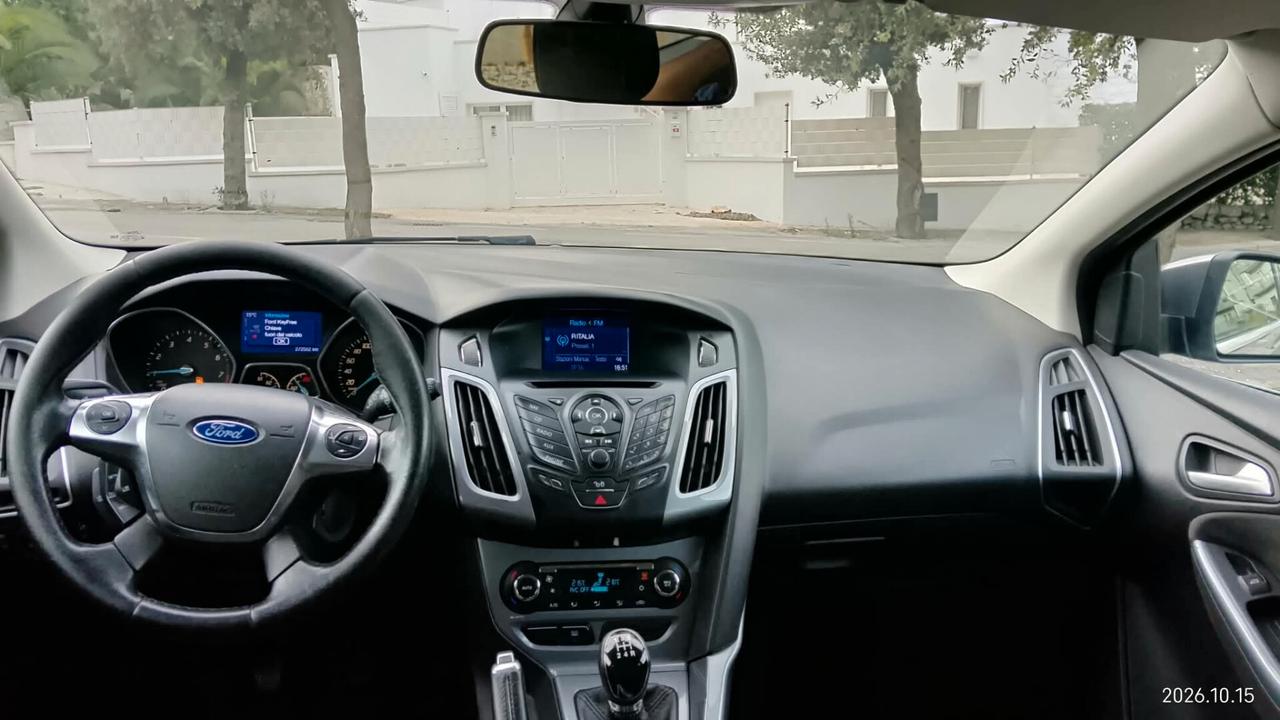 Ford Focus 1.6 120 CV GPL SW Titanium