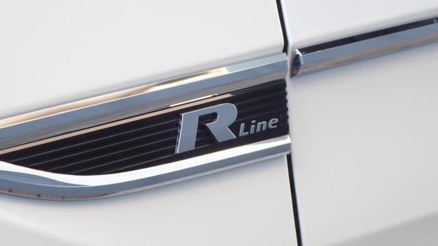 VOLKSWAGEN T-Cross 1.0 TSI 110 CV DSG R-Line