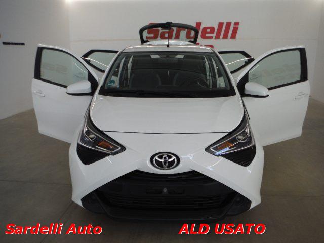 TOYOTA Aygo Connect 1.0