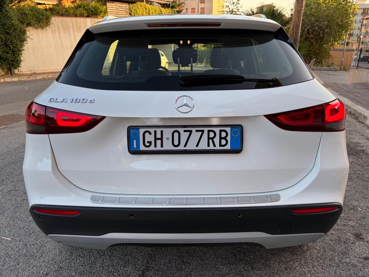 Mercedes-benz GLA 180 d Automatic Sport Plus unico