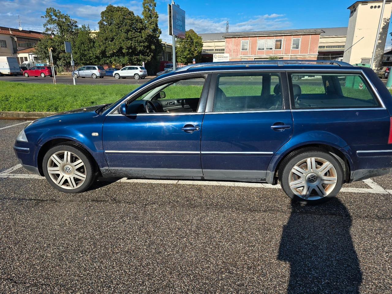 Volkswagen Passat 1.9 TDI/130 CV cat Var. H.line