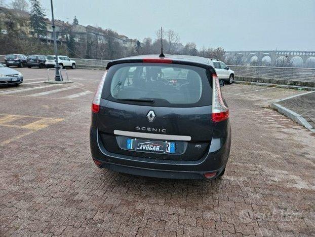 RENAULT Scenic 1.5 dCi 7 posti