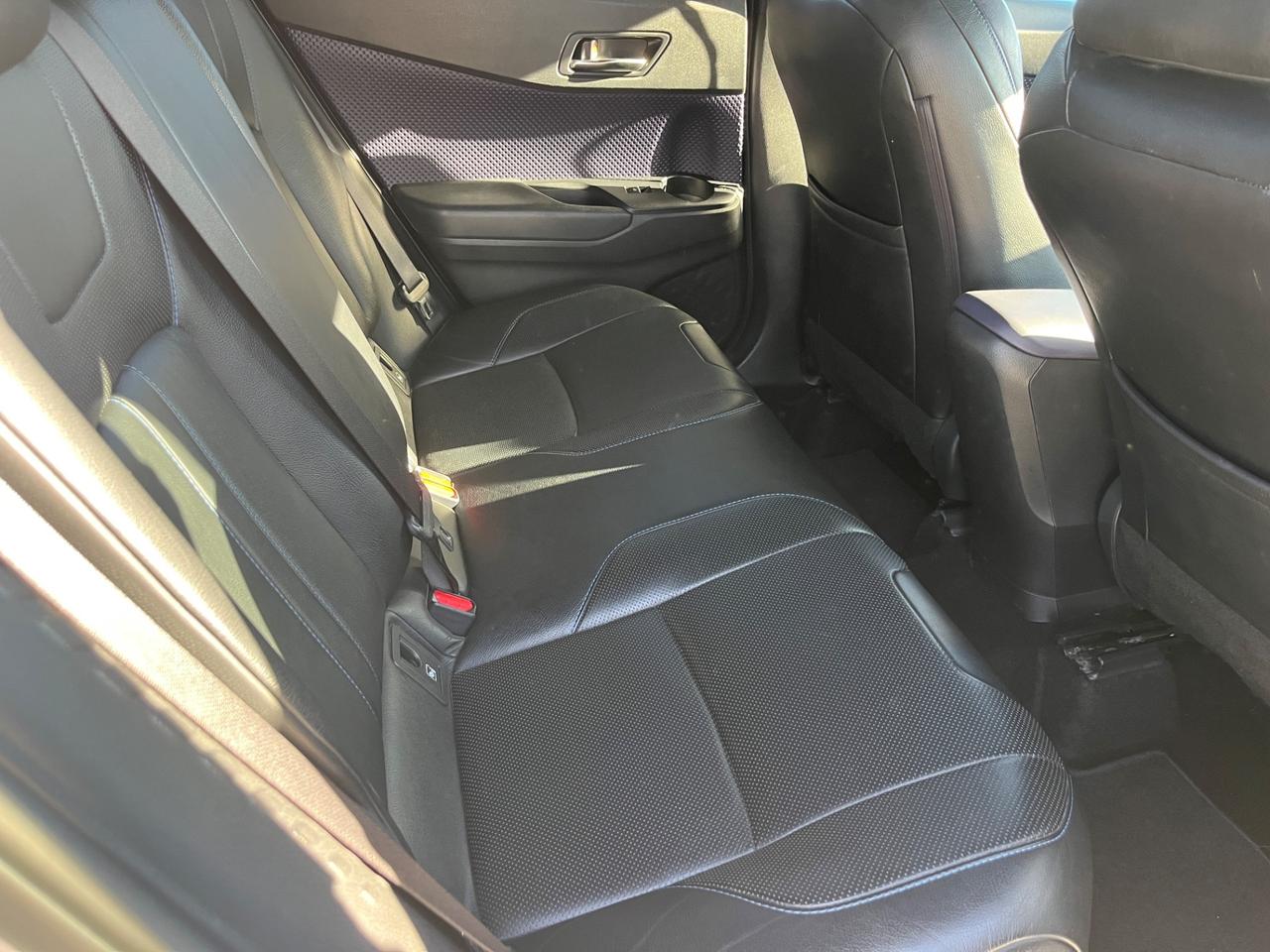Toyota C-HR 1.8 Hybrid E-CVT Style